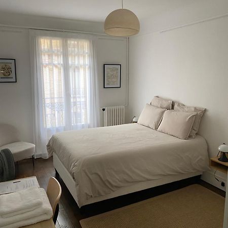 Maison Auguste パリ エクステリア 写真